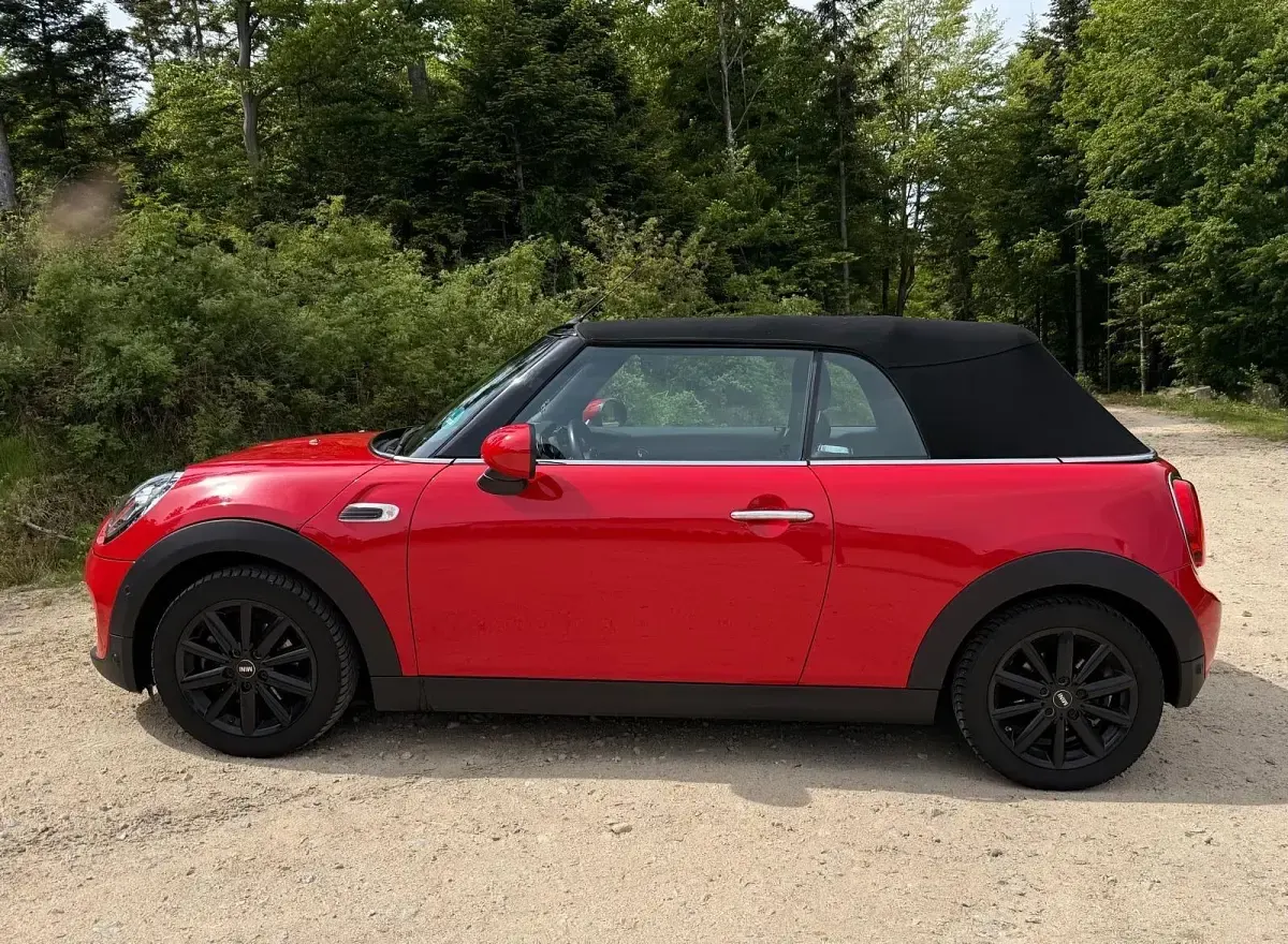 Gebraucht Mini Cooper Cabriolet 136 PS (100 kW) 2018 Rot Cabrio