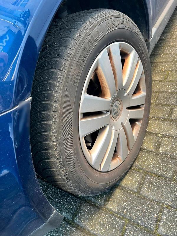 Gebraucht VW Passat 102 PS (75 kW) 2005 Blau Kombi