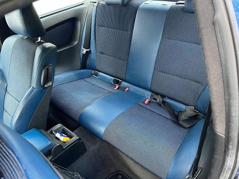 Gebraucht BMW 320 150 PS (110 kW) 2003 Blau Limousine