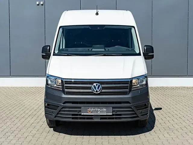 Używany VW Crafter 140 KM (102 kW) 2023 Biały Van