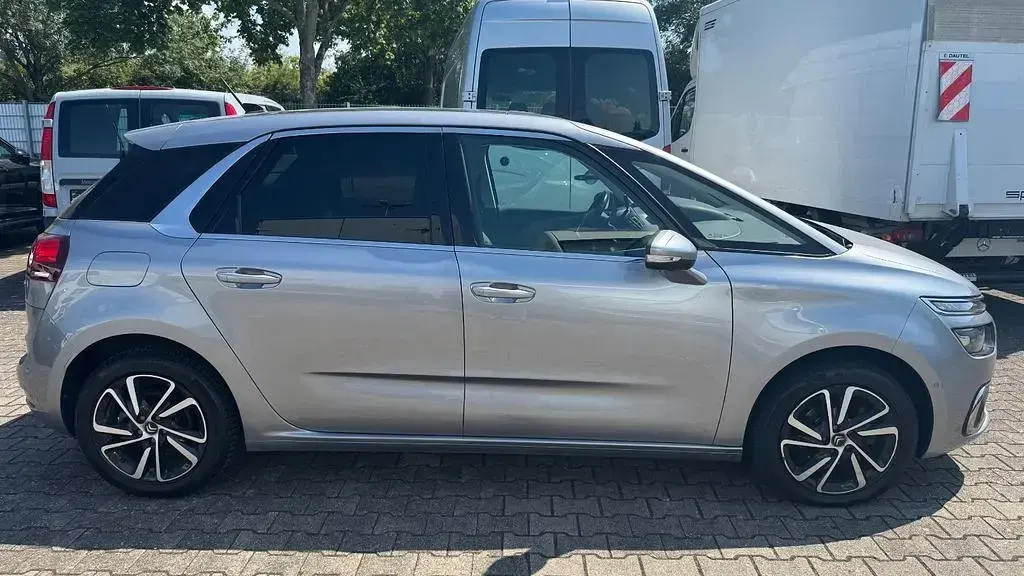 Gebraucht Citroën C4 SpaceTourer 120 PS (88 kW) 2018 Silber Van / Kleinbus