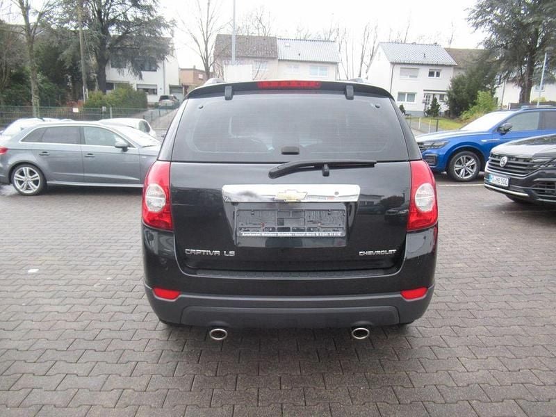 Gebraucht Chevrolet Captiva LS 136 PS (100 kW) 2011 SUV