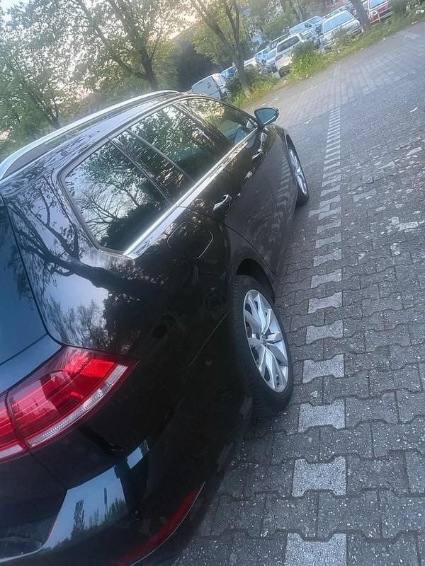 Gebraucht VW Golf VII 150 PS (110 kW) 2019 Schwarz Kombi