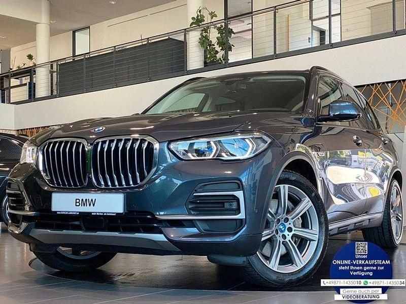 Grau Gebraucht 2021 BMW X5 xLine SUV | 48.780 € (Superpreis) - Bild 1/3