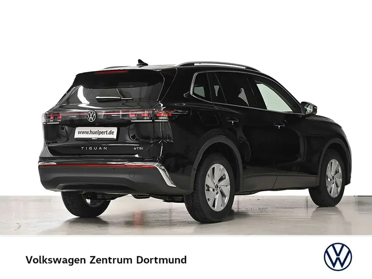 Neu VW Tiguan Elegance 150 PS (110 kW) 2026 Grenadillschwarz metallic SUV