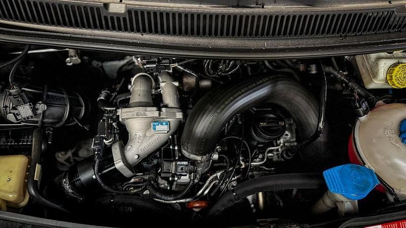 Gebraucht VW Multivan Highline 245 PS (180 kW) 2011 Schwarz Van