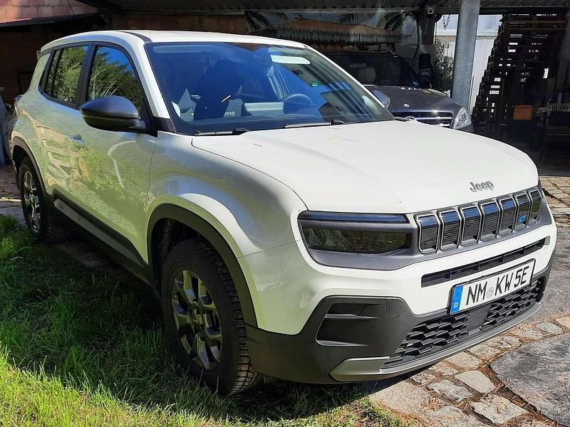 Weiß Gebraucht 2023 Jeep Avenger EV SUV | 21.150 € (Superpreis) - Bild 1/4
