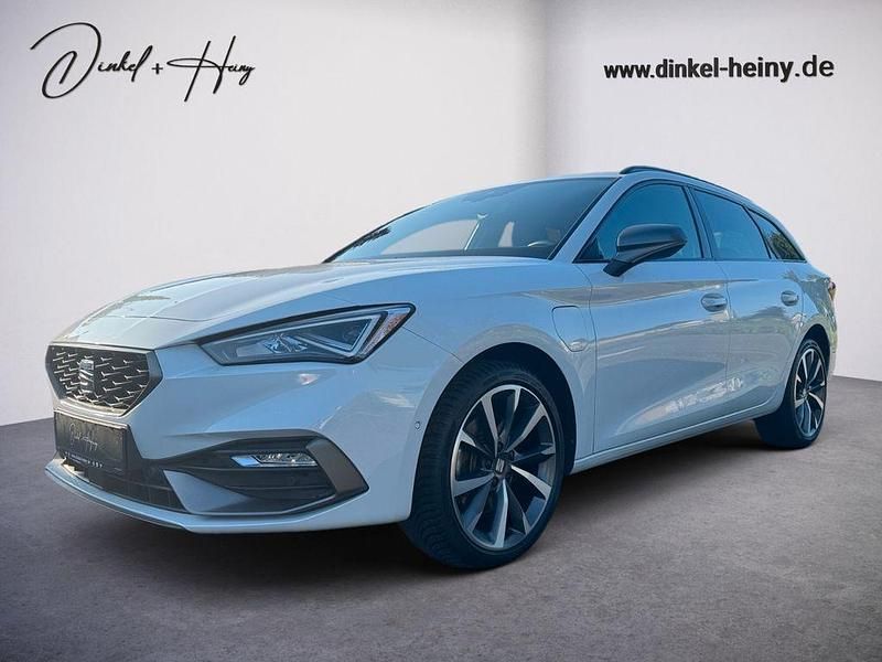 Weiß Gebraucht 2020 Seat Leon FR Kombi | 17.590 € (Fairer Preis) - Bild 1/4