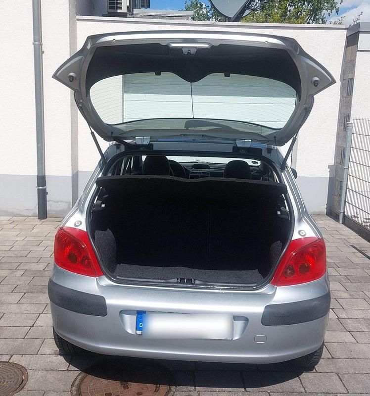 Gebraucht Peugeot 307 75 PS (55 kW) 2002 Grau Kleinwagen