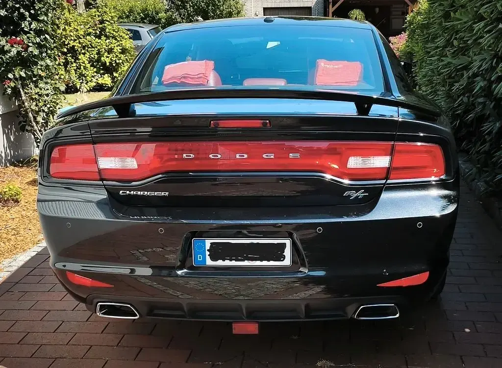 Gebraucht Dodge Charger 375 PS (275 kW) 2011 Schwarz Limousine
