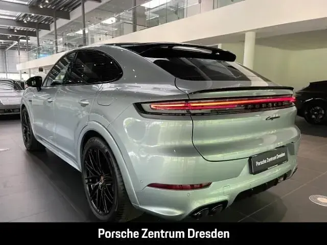 Neu Porsche Cayenne 471 PS (346 kW) 2026 Dolomitsilbermetallic (metallic) SUV