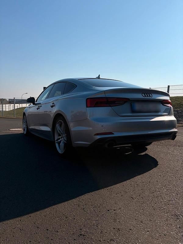 Usata Audi A5 190 CV (139 kW) 2018 Argento Coupé