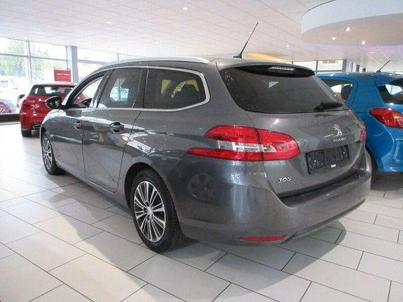 Gebraucht Peugeot 308 131 PS (96 kW) 2020 Grau Limousine