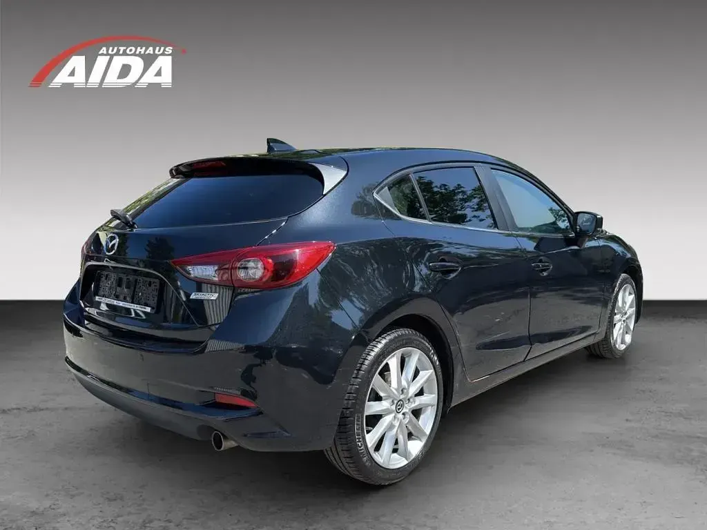 Gebraucht Mazda 3 120 PS (88 kW) 2017 Schwarz Limousine