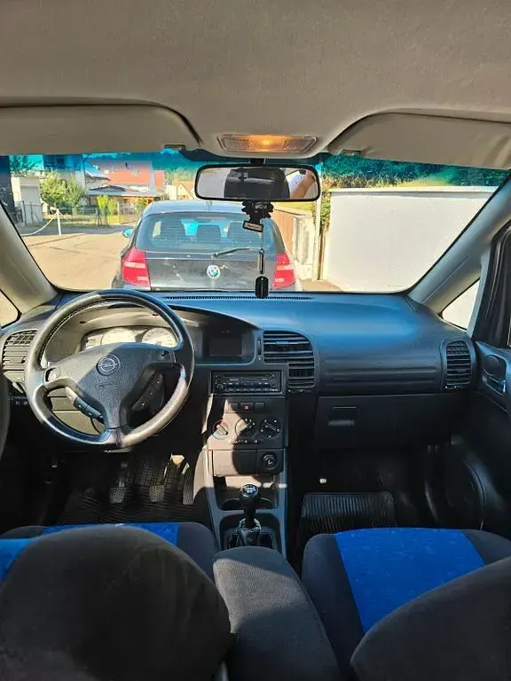 Gebraucht Opel Zafira Elegance 125 PS (91 kW) 2000 Blau Van / Kleinbus