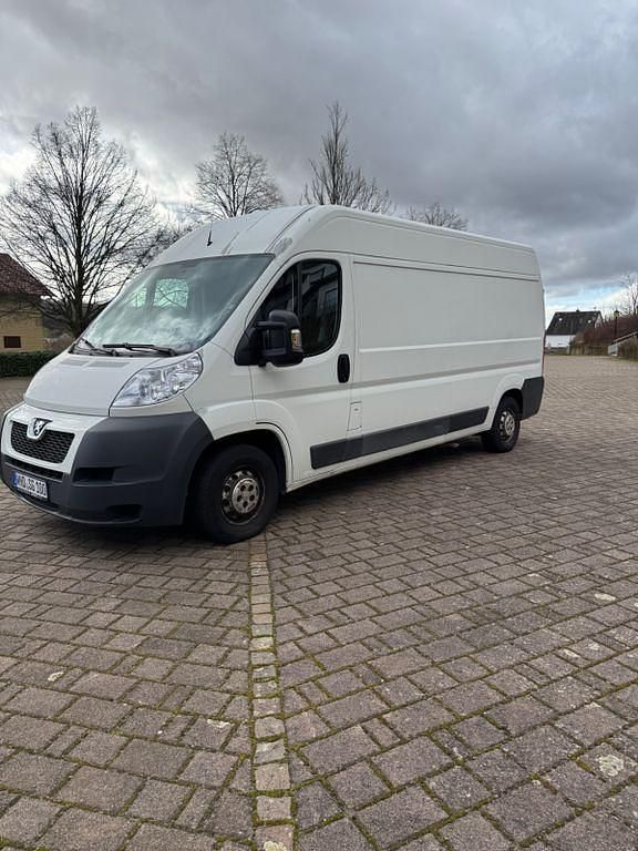 Gebraucht Peugeot Boxer 131 PS (96 kW) 2013 Weiß Van