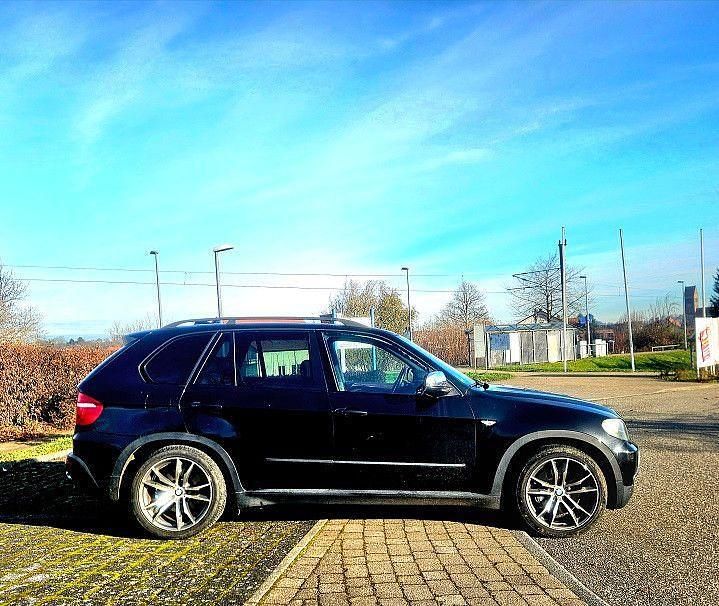 Gebraucht BMW X5 Performance 355 PS (261 kW) 2007 Black sapphire metallic SUV