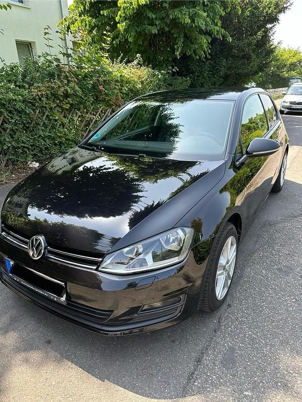 Schwarz Gebraucht 2013 VW Golf VII Kleinwagen | 6.400 € (Guter Preis) - Bild 1/4