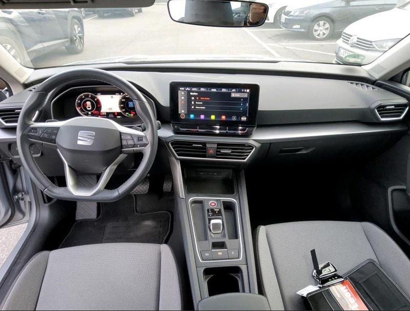 Gebraucht Seat Leon Style 150 PS (110 kW) 2024 Silber Kombi