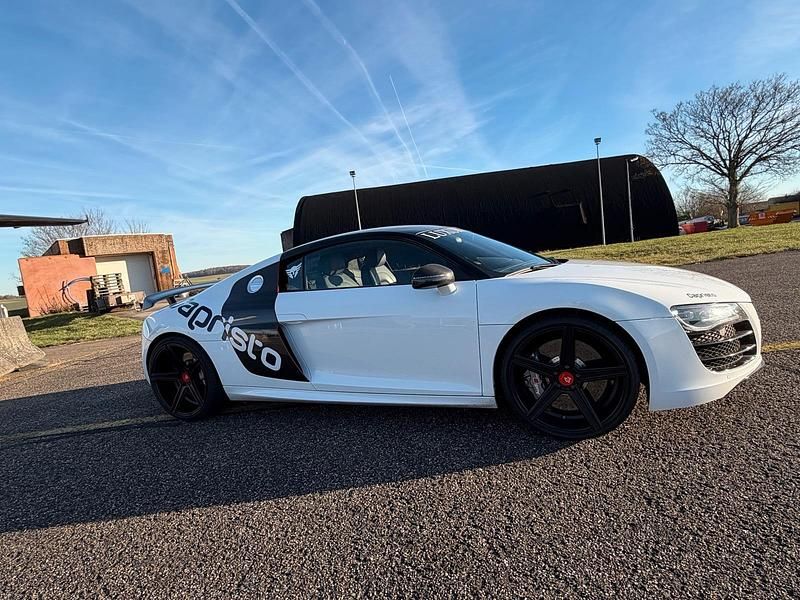 Gebraucht Audi R8 Coupé Design 525 PS (386 kW) 2010 Weiß Coupé