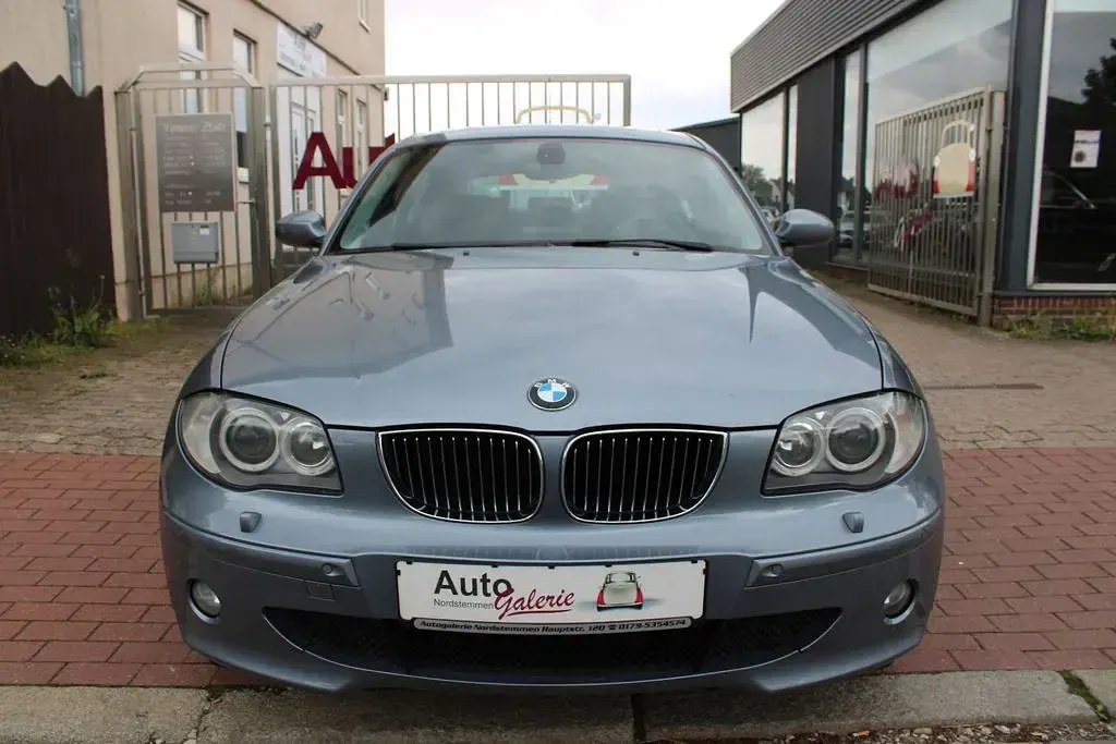 Gebraucht BMW 130 Shadowline 265 PS (194 kW) 2006 Blau Kleinwagen