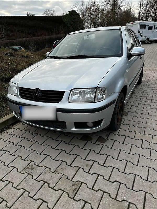 Gebraucht VW Polo 75 PS (55 kW) 2000 Silber Kleinwagen