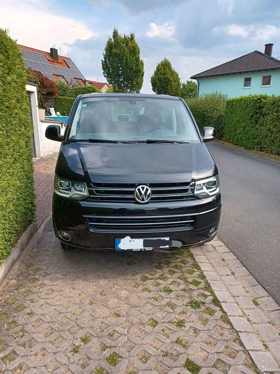 Schwarz Gebraucht 2015 VW T5 Highline Van | 19.990 € (Guter Preis) - Bild 1/4
