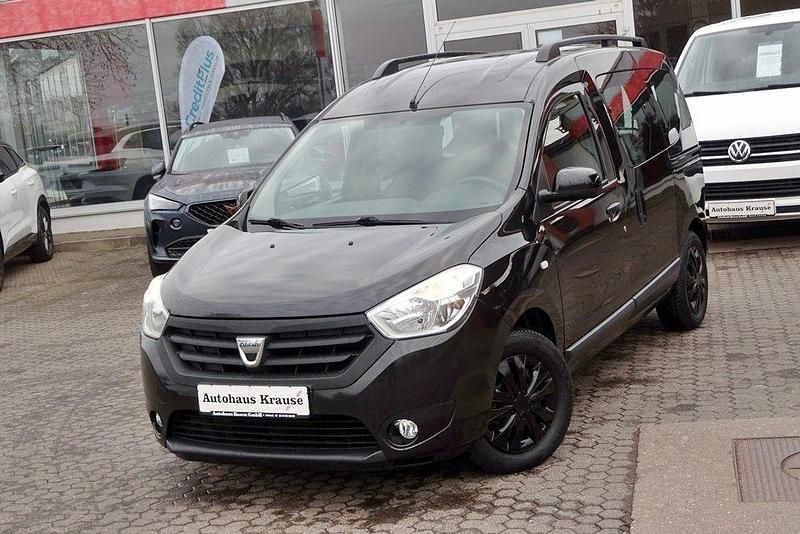 Gebraucht Dacia Dokker 83 PS (61 kW) 2015 Schwarz Van / Kleinbus