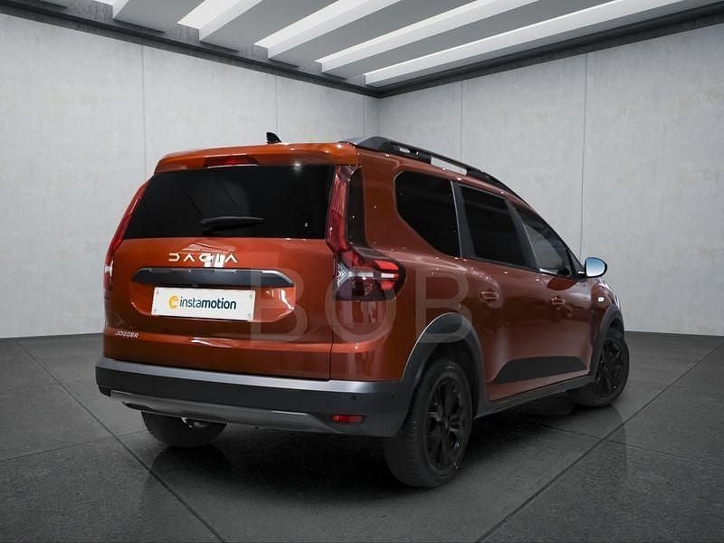 Gebraucht Dacia Jogger 110 PS (80 kW) 2024 Braun Van / Kleinbus