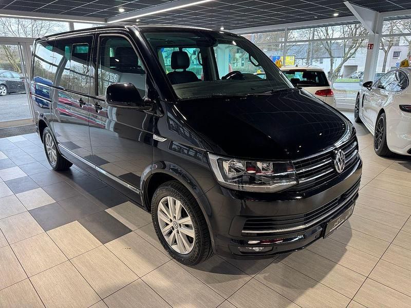 Schwarz Gebraucht 2016 VW Multivan Highline Van | 29.950 € (Fairer Preis) - Bild 1/4