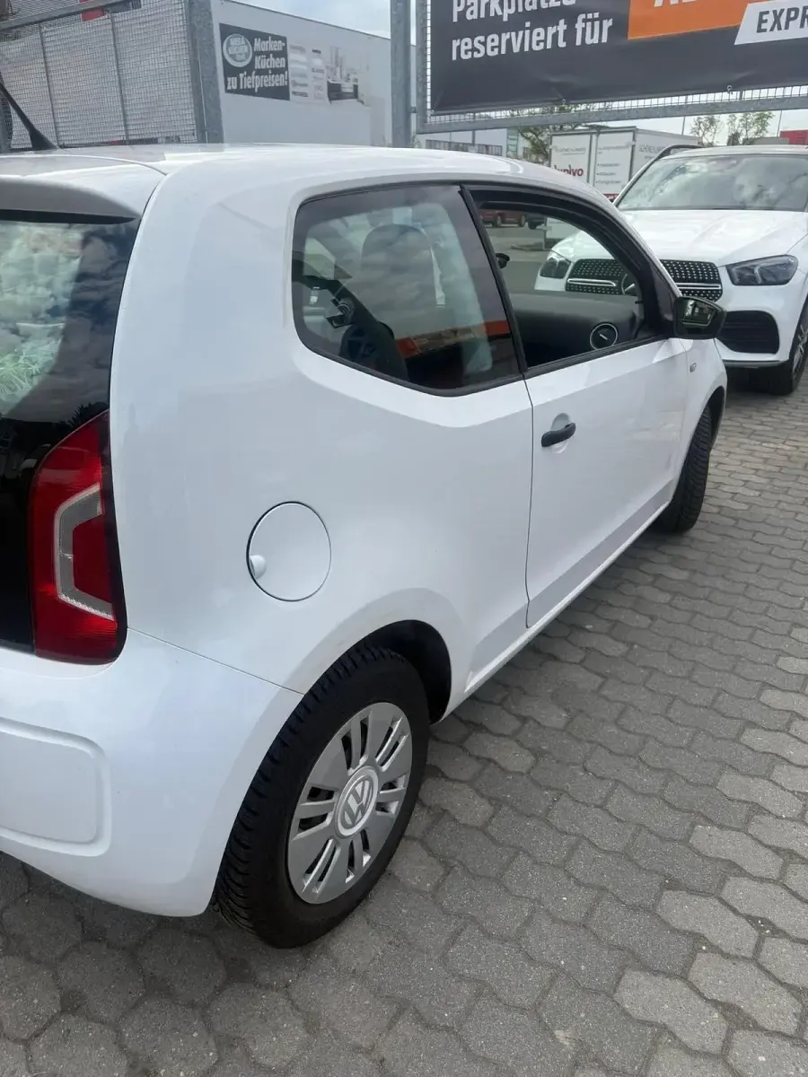 Gebraucht VW up! 60 PS (44 kW) 2012 Weiß Kleinwagen