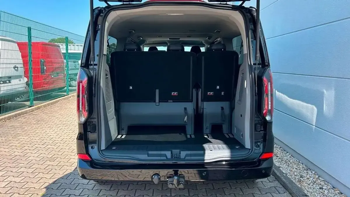 Neu Ford Tourneo Custom Titanium X 170 PS (125 kW) 2026 Agate black met Van