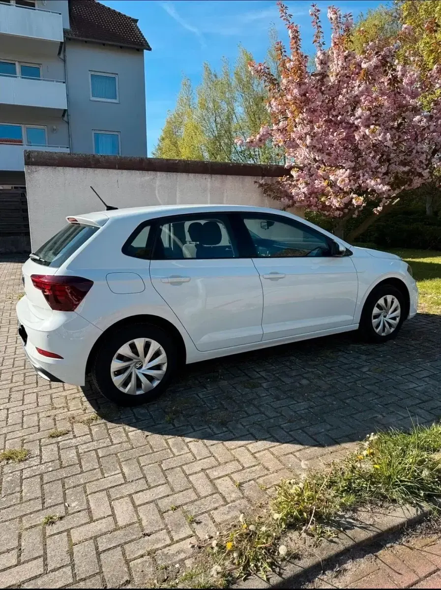 Gebraucht VW Polo Life 95 PS (69 kW) 2021 Weiß Kleinwagen