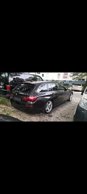 Gebraucht BMW 525 218 PS (160 kW) 2014 Grau Kombi