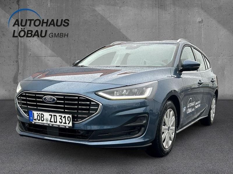 Blau Gebraucht 2024 Ford Focus Titanium Limousine | 20.425 € (Guter Preis) - Bild 1/4