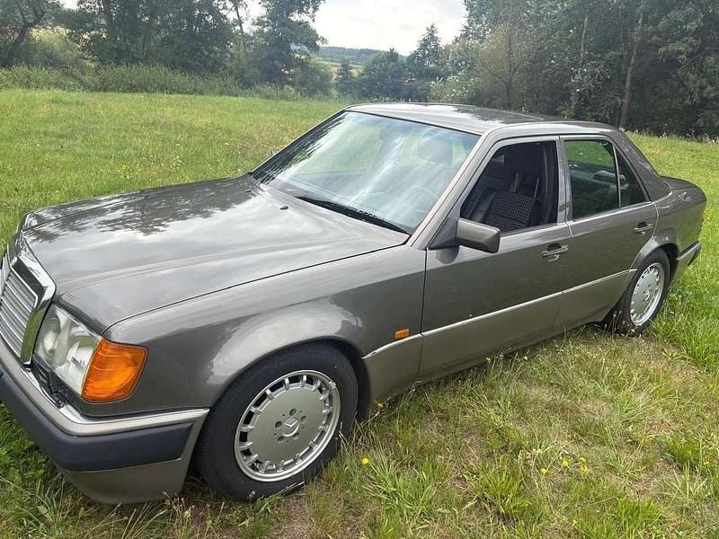 Gebraucht Mercedes E500 326 PS (239 kW) 1992 Db 172 Limousine