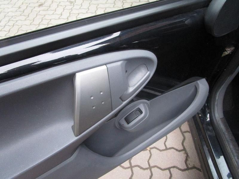 Gebraucht Citroën C1 Style 68 PS (50 kW) 2010 Schwarz Kleinwagen