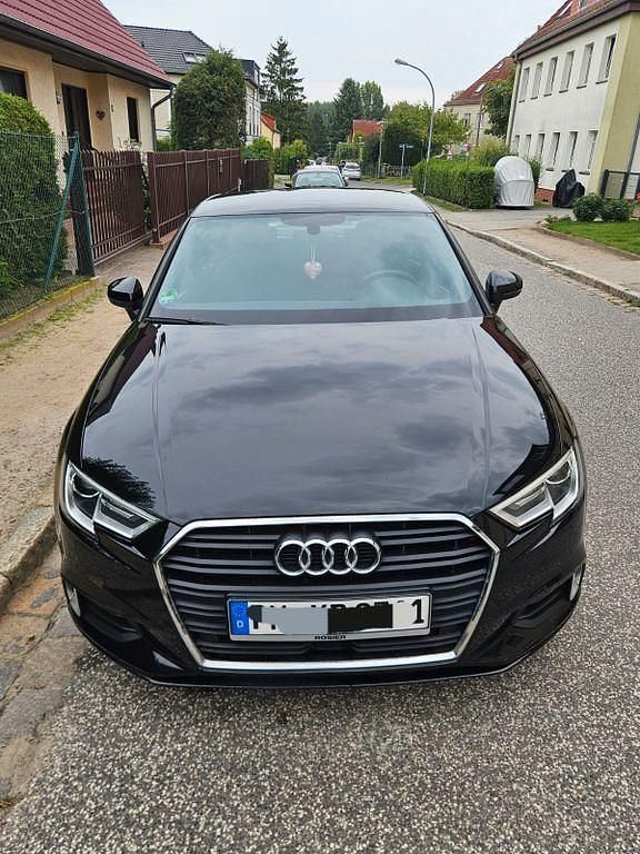 Gebraucht Audi A3 S-Line 150 PS (110 kW) 2020 Schwarz Limousine