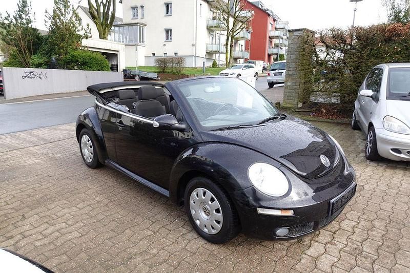 Gebraucht VW New Beetle 75 PS (55 kW) 2005 Schwarz Kleinwagen