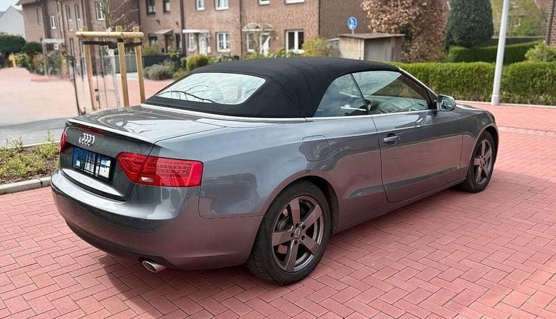 Gebraucht Audi A5 Cabriolet Performance 204 PS (150 kW) 2013 Grau Cabrio