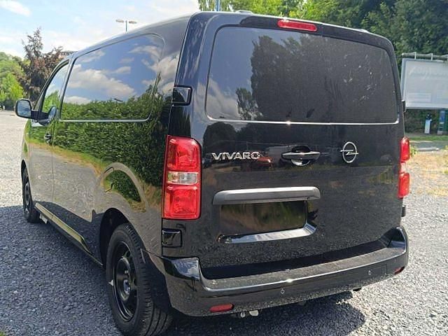 Neu Opel Vivaro Design Edition 177 PS (130 kW) 2025 Schwarz Van / Kleinbus