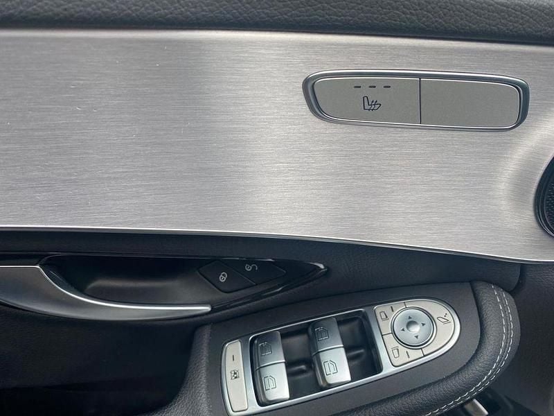 Gebraucht Mercedes C200 Avantgarde 160 PS (117 kW) 2021 Weiß Limousine