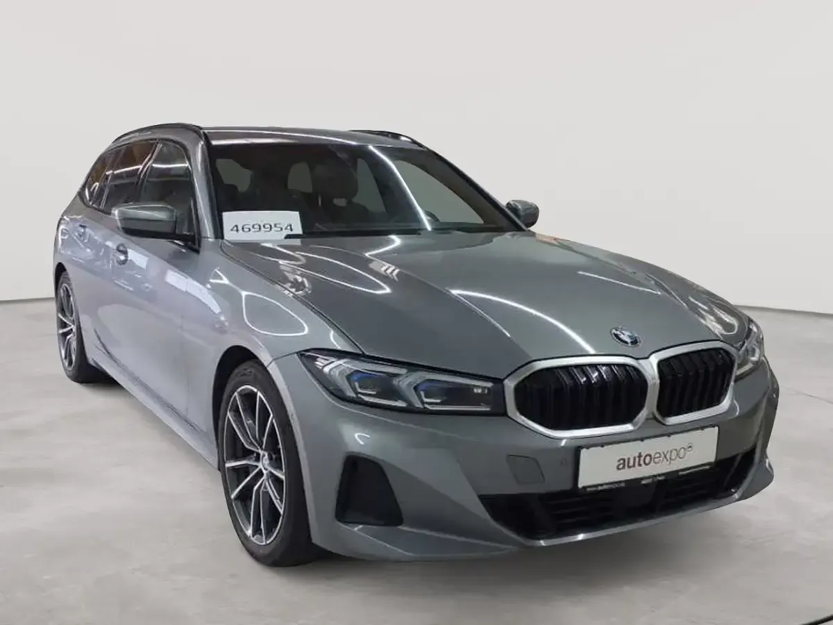 Gebraucht BMW 320 Sport Line 190 PS (139 kW) 2023 Kombi
