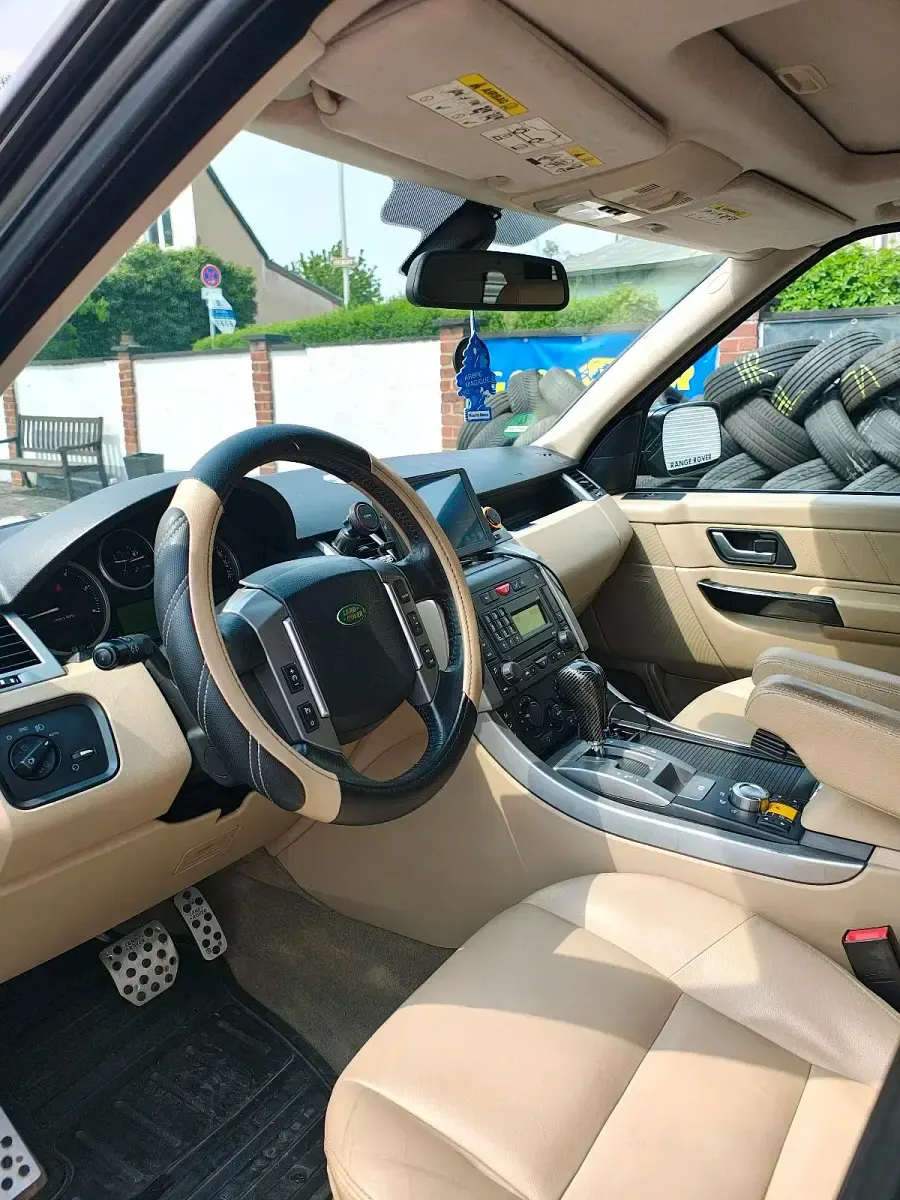Gebraucht Land Rover Range Rover Sport 190 PS (139 kW) 2009 Grau SUV