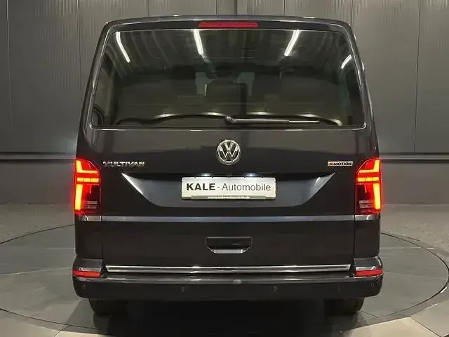 Używany VW Multivan Highline 204 KM (150 kW) 2022 Andere Minivan
