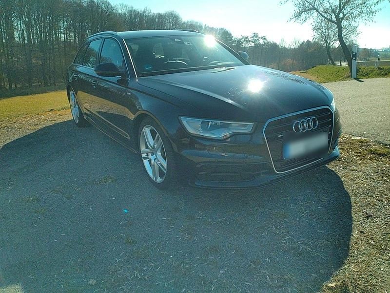 Gebraucht Audi A6 Ambiente 245 PS (180 kW) 2012 Schwarz Kombi
