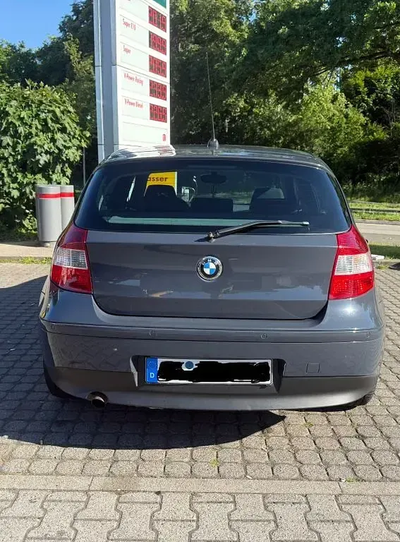 Gebraucht BMW 118 129 PS (94 kW) 2006 Blau Kleinwagen