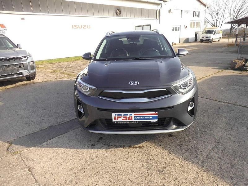 Gebraucht Kia Stonic Spirit 120 PS (88 kW) 2017 Grau SUV