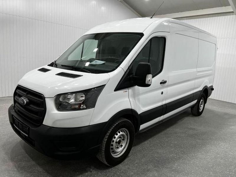 Gebraucht Ford Transit 131 PS (96 kW) 2022 Frostweiss/frozenwhite (pn3gz0) Van