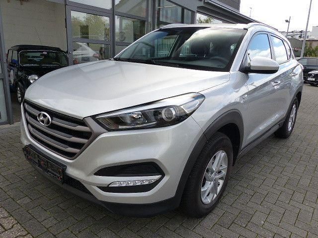Silber Gebraucht 2018 Hyundai Tucson Classic SUV | 13.990 € (Fairer Preis) - Bild 1/4